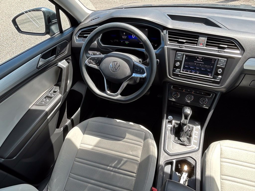 Used 2022 Volkswagen Tiguan S FWD image 9