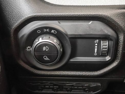 New 2026 Jeep Gladiator Sport image 28