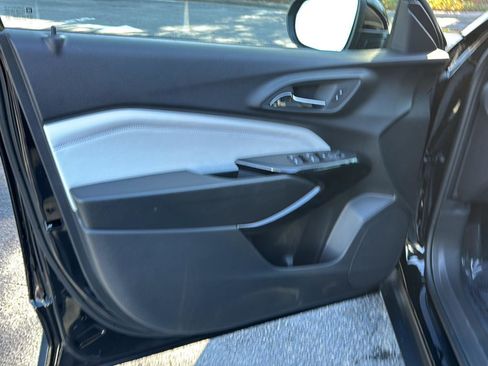 New 2026 Chevrolet Trax LT w/ Driver Confidence Package image 14