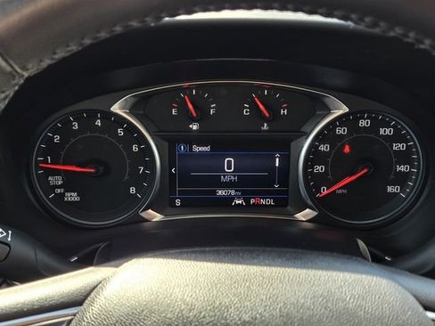 Used 2020 Chevrolet Equinox LT image 27