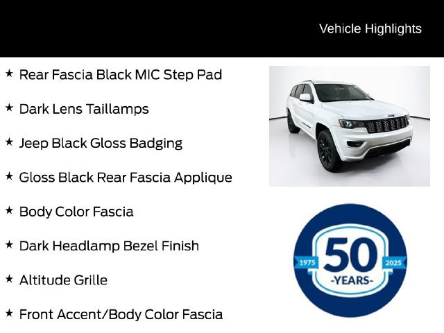 Used 2018 Jeep Grand Cherokee Altitude AWD/4WD image 21