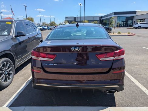 Used 2020 Kia Optima LX FWD image 4