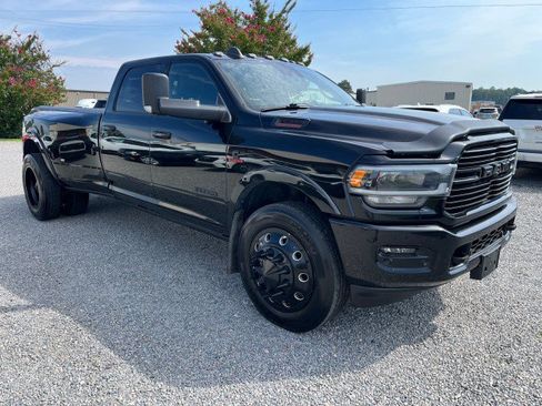 Used 2020 RAM 3500 Laramie AWD/4WD image 4