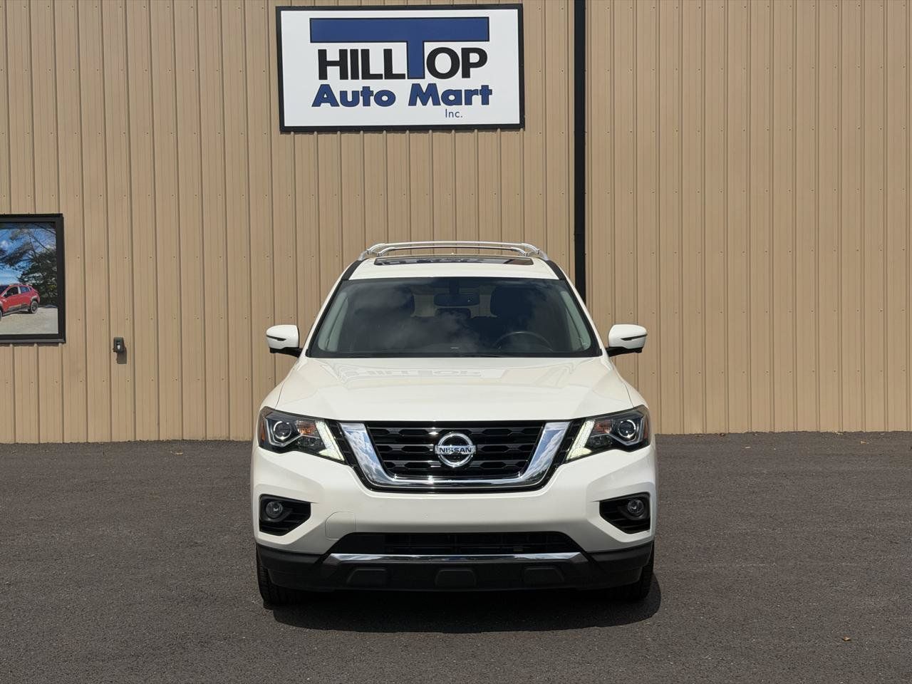 Used 2020 Nissan Pathfinder Platinum FWD image 8