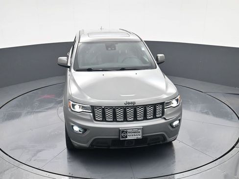 Used 2022 Jeep Grand Cherokee Laredo X image 26