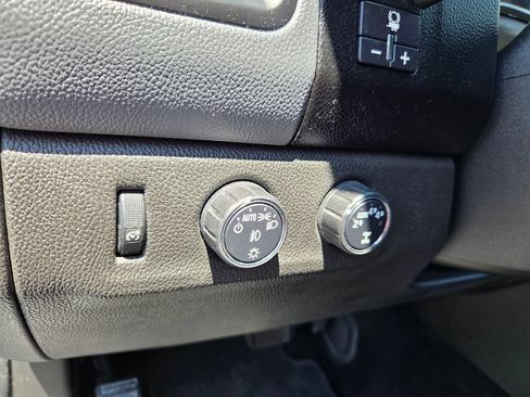 Used 2017 Chevrolet Colorado Z71 AWD/4WD image 32