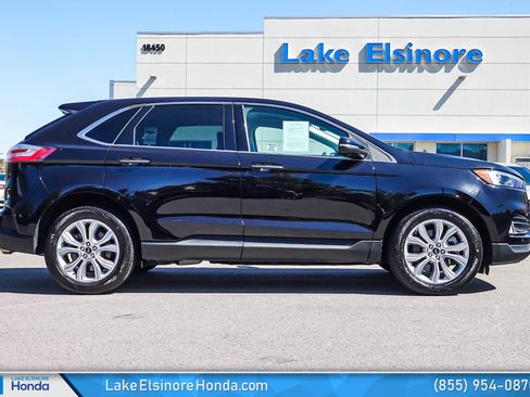 Used 2024 Ford Edge Titanium image 6