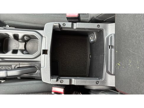 Used 2023 Jeep Wrangler Unlimited Sport AWD/4WD image 19