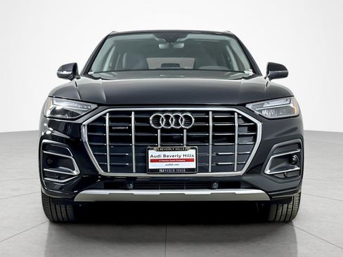 Used 2023 Audi Q5 2.0T Premium w/ Convenience Package image 8