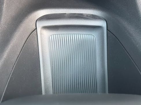 New 2027 Chrysler Pacifica Select FWD image 28