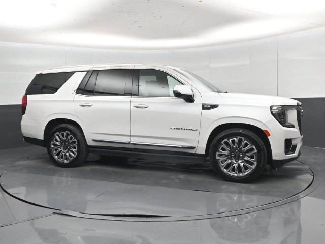 Used 2023 GMC Yukon Denali Ultimate AWD/4WD image 34