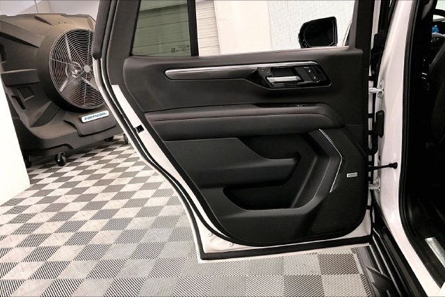 Used 2025 Chevrolet Tahoe RST w/ Comfort Package AWD/4WD image 24
