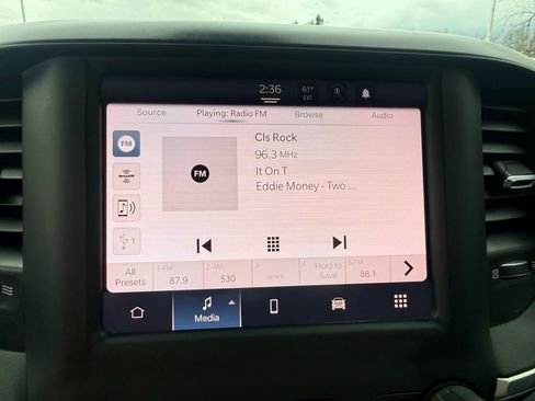 Used 2024 RAM 2500 Big Horn image 47