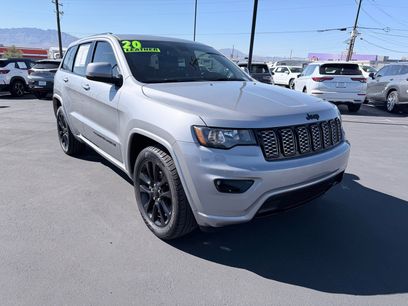 Used 2020 Jeep Grand Cherokee Altitude