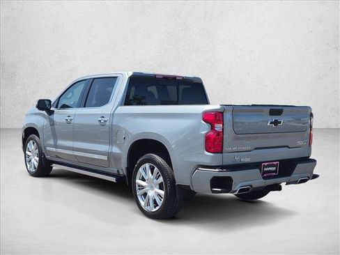 Used 2024 Chevrolet Silverado 1500 High Country AWD/4WD image 6