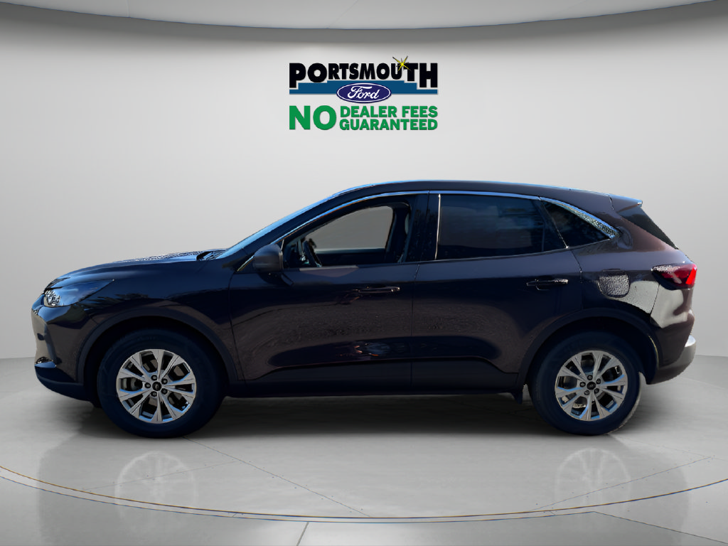 Certified 2023 Ford Escape Active AWD/4WD image 2