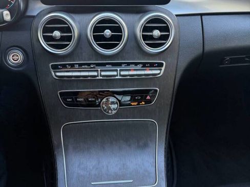Used 2020 Mercedes-Benz C 300 Sedan image 13