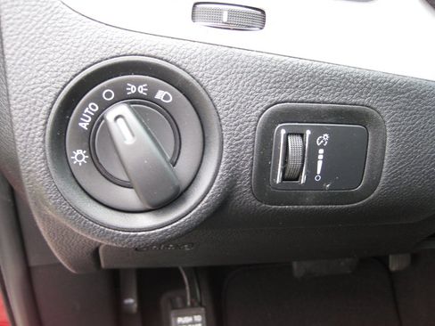 Used 2016 Dodge Journey SE w/ Flexible Seating Group image 13