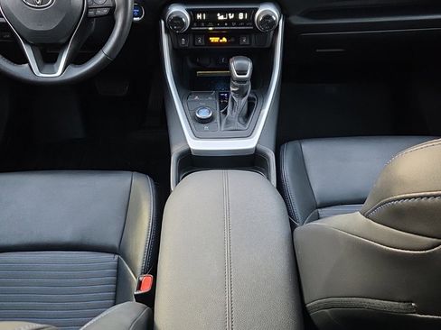 Used 2020 Toyota RAV4 XSE image 23