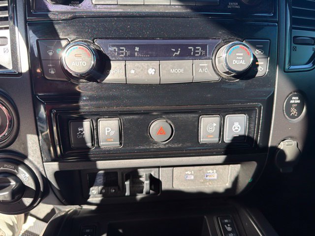 Used 2021 Nissan Titan PRO-4X w/ Pro-4x Convenience Package AWD/4WD image 24