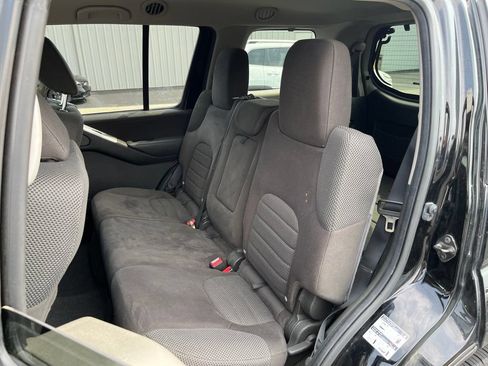 Used 2012 Nissan Pathfinder SV AWD/4WD image 22
