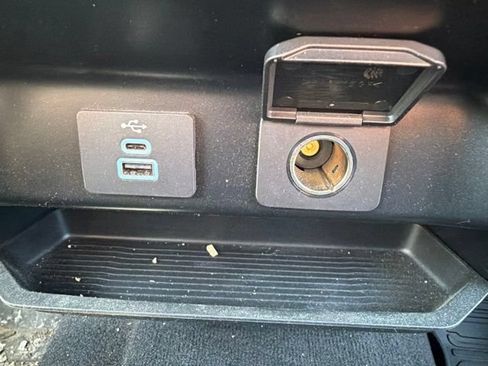 Used 2023 Ford F250 XLT w/ Snow Plow/Camper Package AWD/4WD image 36