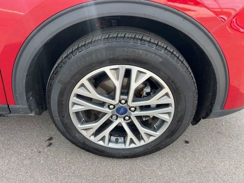 Used 2022 Ford Escape SEL image 9