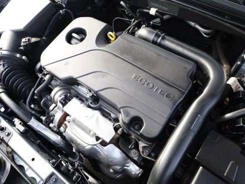 Used 2024 Chevrolet Malibu LT image 24