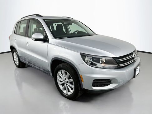Used 2017 Volkswagen Tiguan Limited AWD/4WD image 3