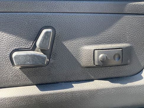 Used 2014 RAM 1500 Sport w/ Sport Premium Group image 33