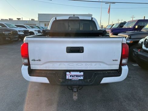 Used 2021 Toyota Tacoma SR5 image 3