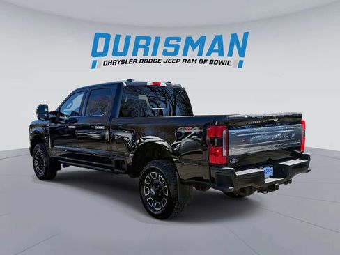 Used 2024 Ford F250 Platinum image 4