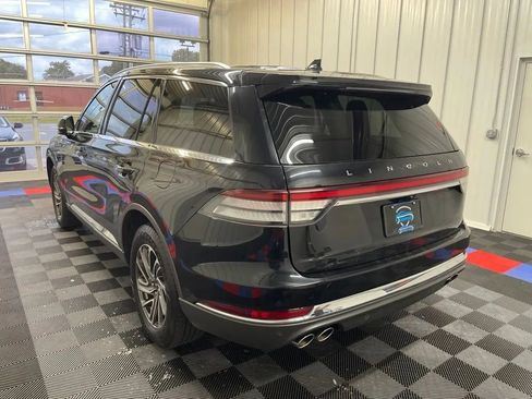 Used 2022 Lincoln Aviator AWD image 5