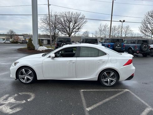 Used 2017 Lexus IS 300 AWD w/ Navigation System Package image 4
