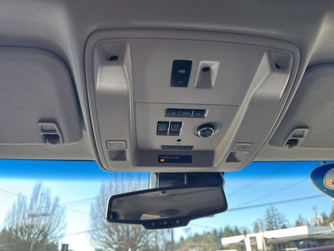 Used 2019 GMC Yukon XL Denali w/ Denali Ultimate Package image 34