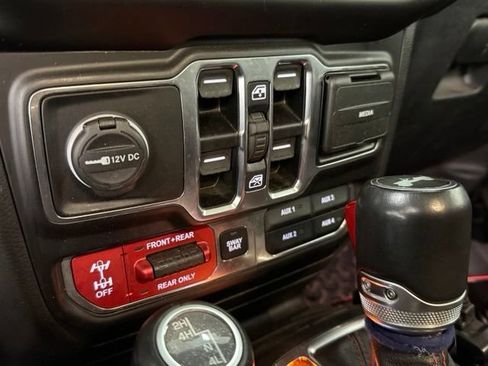 Used 2020 Jeep Wrangler Unlimited Rubicon AWD/4WD image 22