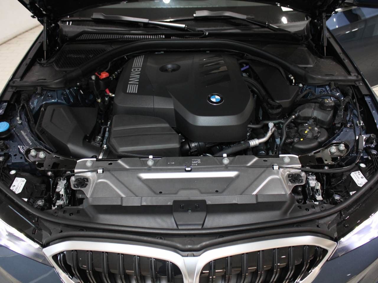 Certified 2026 BMW 330i Sedan RWD image 23