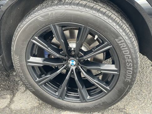 Used 2023 BMW X5 xDrive40i w/ M Sport Package image 27