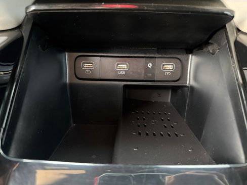 Used 2022 Kia Sorento SX Prestige w/ Panoramic Sunroof Package image 31