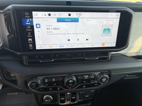 Used 2024 Jeep Wrangler Sahara w/ Dual Top Group image 12