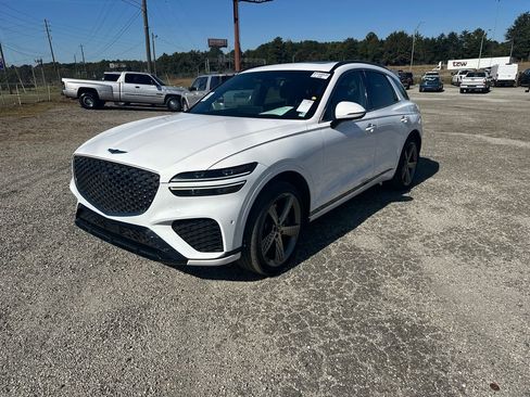 Used 2022 Genesis GV70 3.5T Sport w/ Sport Prestige Package AWD/4WD image 7