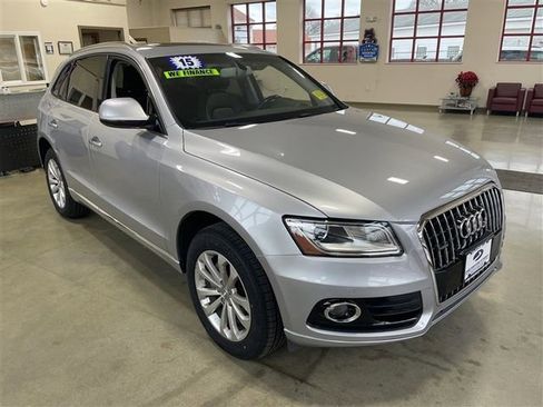Used 2015 Audi Q5 2.0T Premium Plus w/ Technology Package image 2