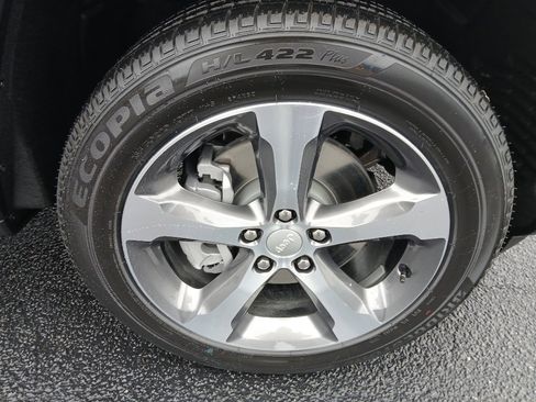 New 2025 Jeep Grand Cherokee L Limited w/ Luxury Tech Group II image 21