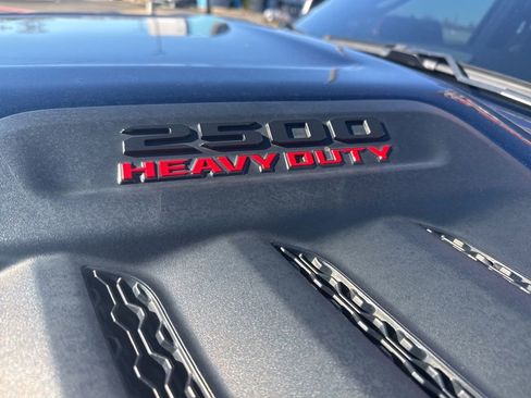 Used 2023 RAM 2500 Laramie w/ Night Edition image 32