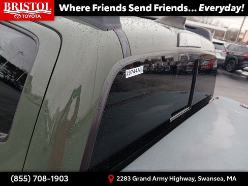 Used 2021 Toyota Tacoma TRD Sport image 33