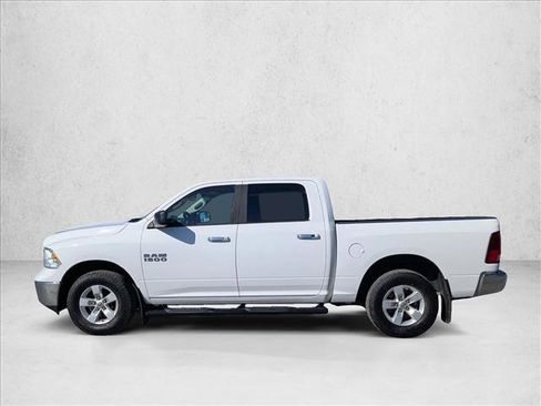 Used 2014 RAM 1500 Classic SLT AWD/4WD image 9