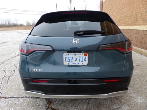Used 2025 Honda HR-V EX-L image 7