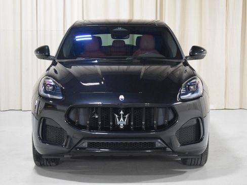 Used 2023 Maserati Grecale Modena AWD/4WD image 7