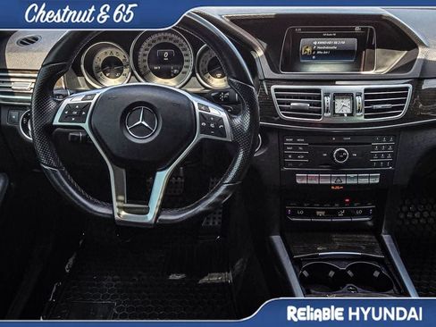 Used 2016 Mercedes-Benz E 350 4MATIC Sedan image 33