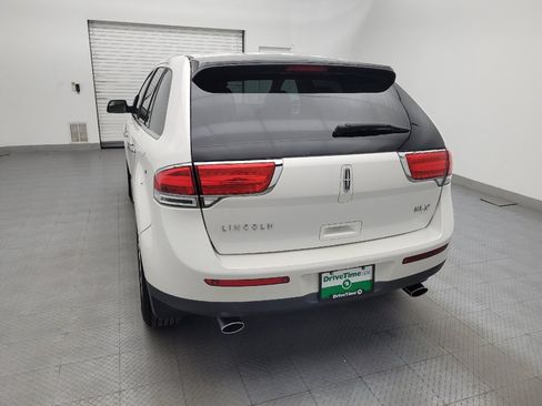 Used 2014 Lincoln MKX FWD image 6